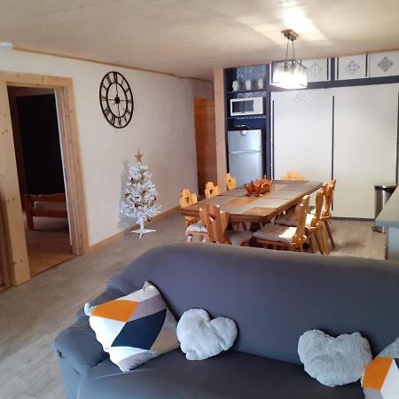 La Maison Du Rocher Apartment Bourg-Saint-Maurice Bagian luar foto