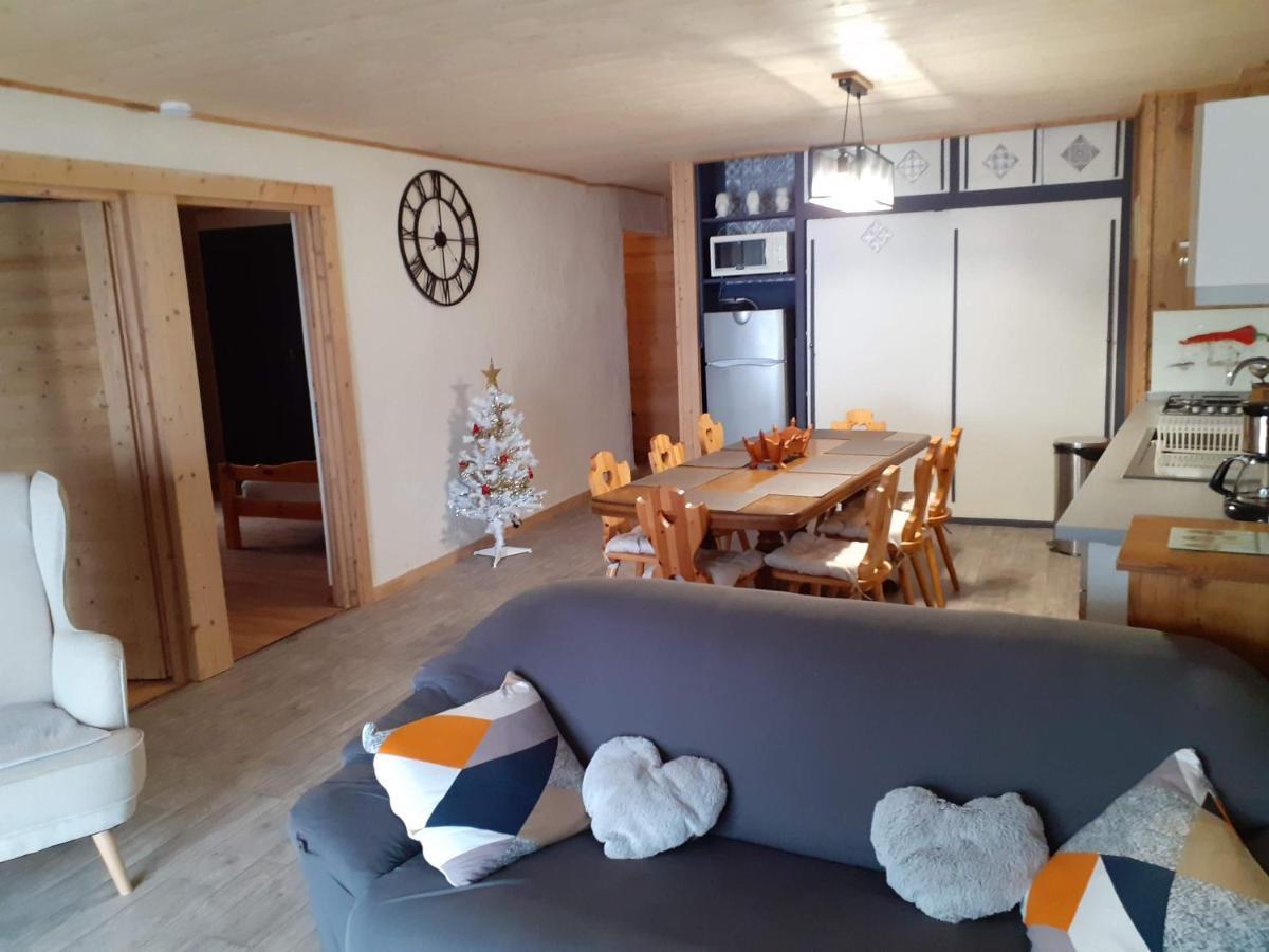 La Maison Du Rocher Apartment Bourg-Saint-Maurice Bagian luar foto