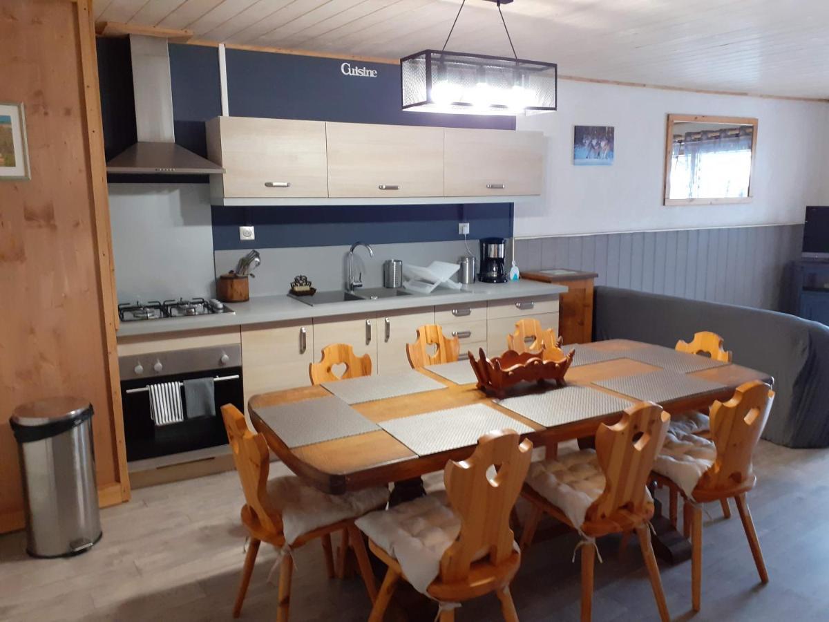 La Maison Du Rocher Apartment Bourg-Saint-Maurice Bagian luar foto